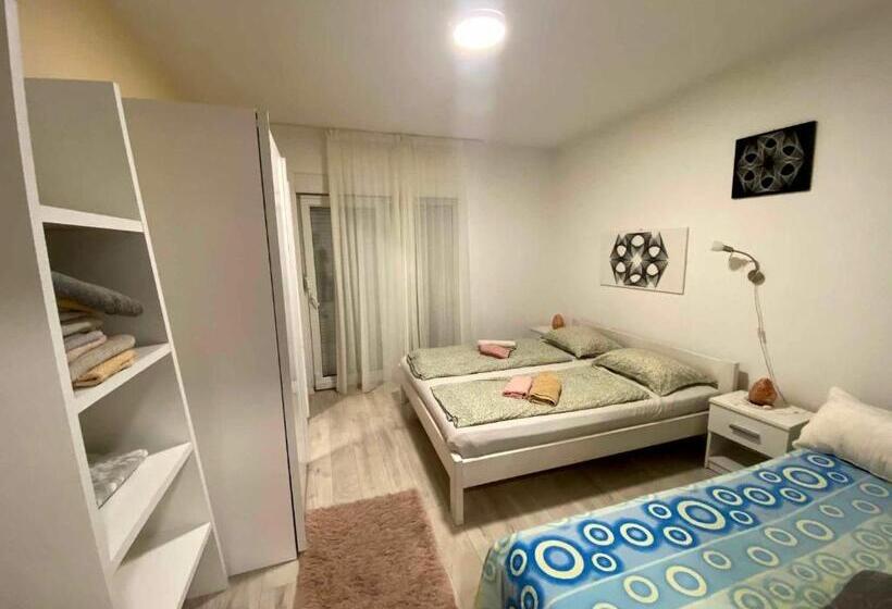 Fotos del hotel Super Horizont Apartments:  13