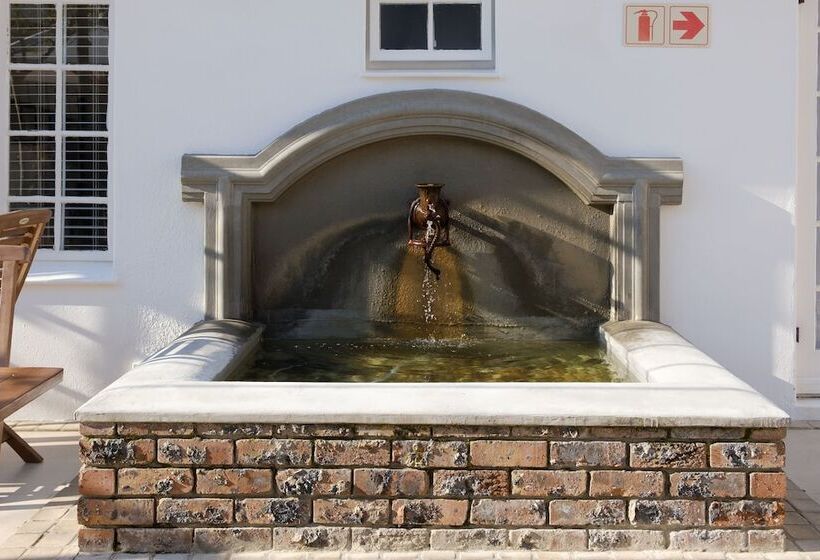 Fotos del hotel Constantia White Lodge Guest House:  3