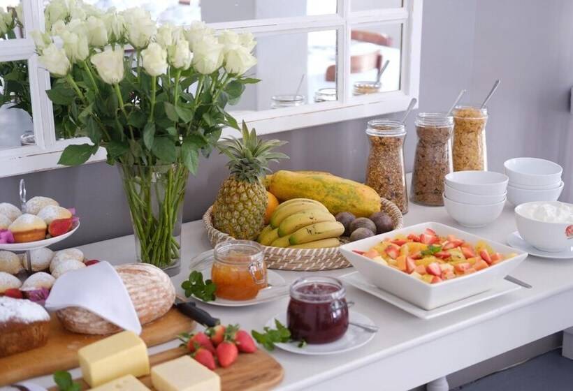 Fotos del hotel Constantia White Lodge Guest House:  8