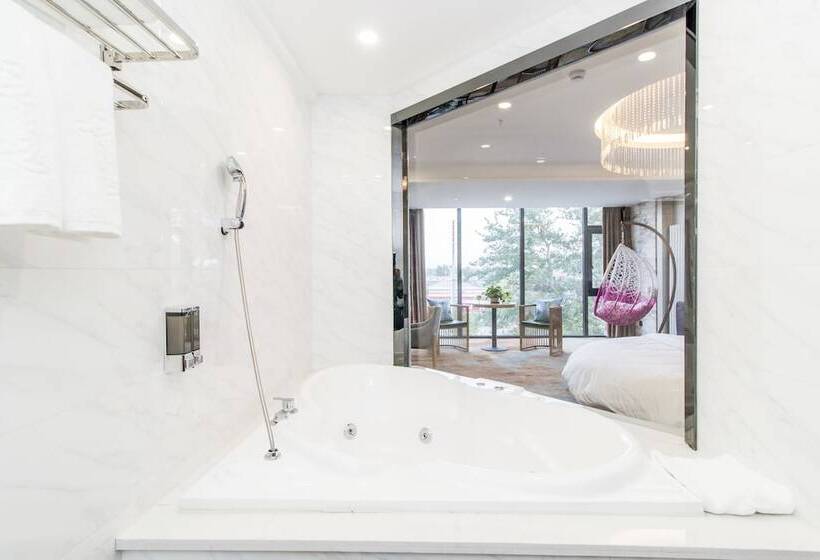 Fotos del hotel Ease Cloud:  25