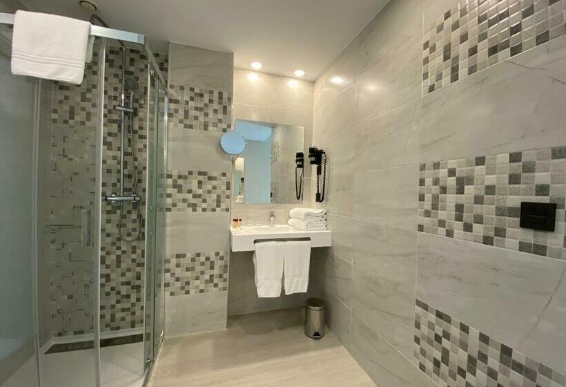 Fotos del hotel New Bilbao Airport:  5