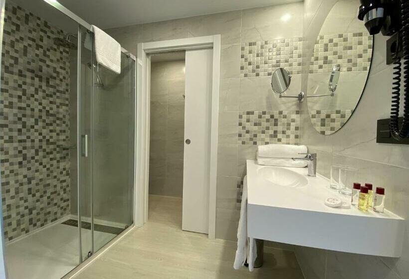 Fotos del hotel New Bilbao Airport:  10