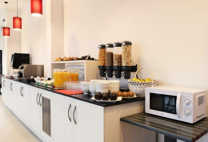 Fotos del hotel New Bilbao Airport:  4