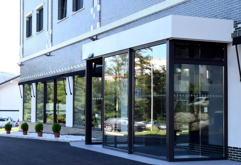 Fotos del hotel New Bilbao Airport:  7