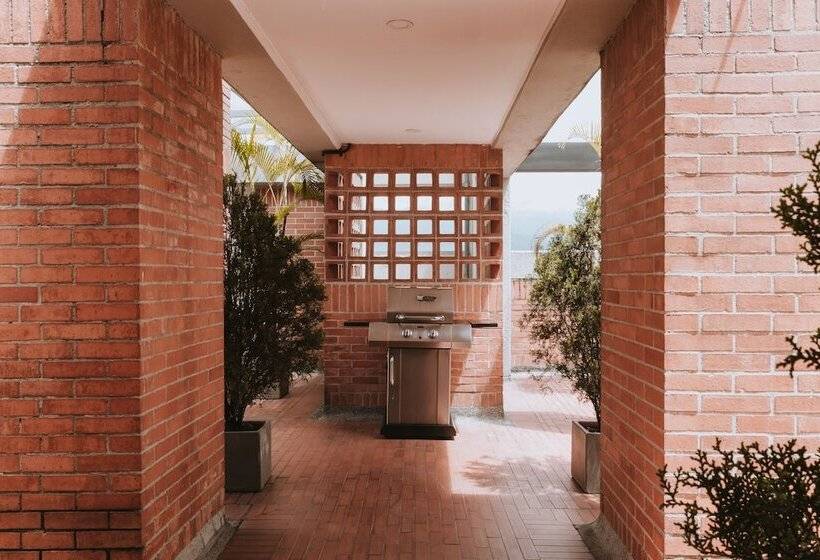 Fotos del hotel Travelers Orange Suites:  16