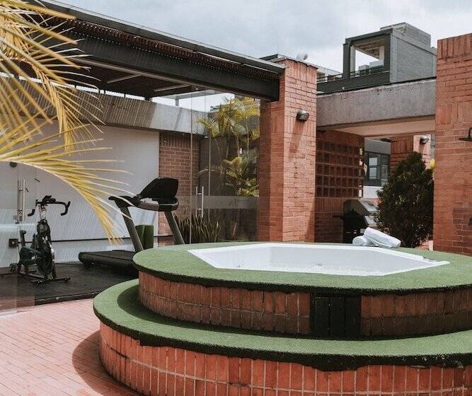 Fotos del hotel Travelers Orange Suites:  20