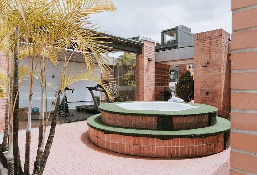 Fotos del hotel Travelers Orange Suites:  22