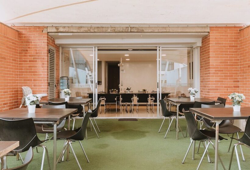 Fotos del hotel Travelers Orange Suites:  2