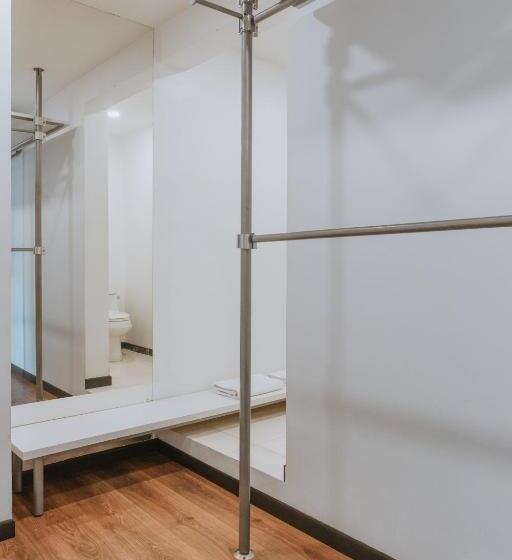 Fotos del hotel Travelers Orange Suites:  25