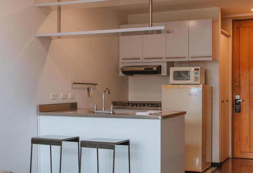 Fotos del hotel Travelers Orange Suites:  5