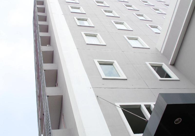 Fotos del hotel Pesonna Gresik:  11