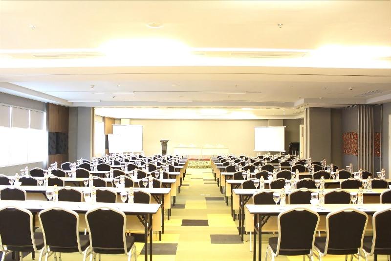 Fotos del hotel Pesonna Gresik:  8