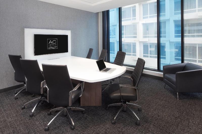 Fotos del hotel Ac  By Marriott Montreal Downtown:  21