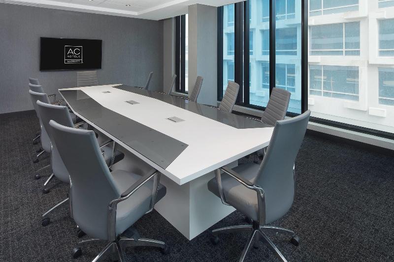 Fotos del hotel Ac  By Marriott Montreal Downtown:  9