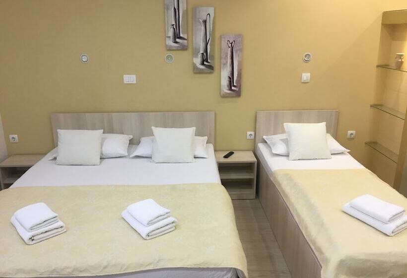 Fotos del hotel Guest House City Star:  21