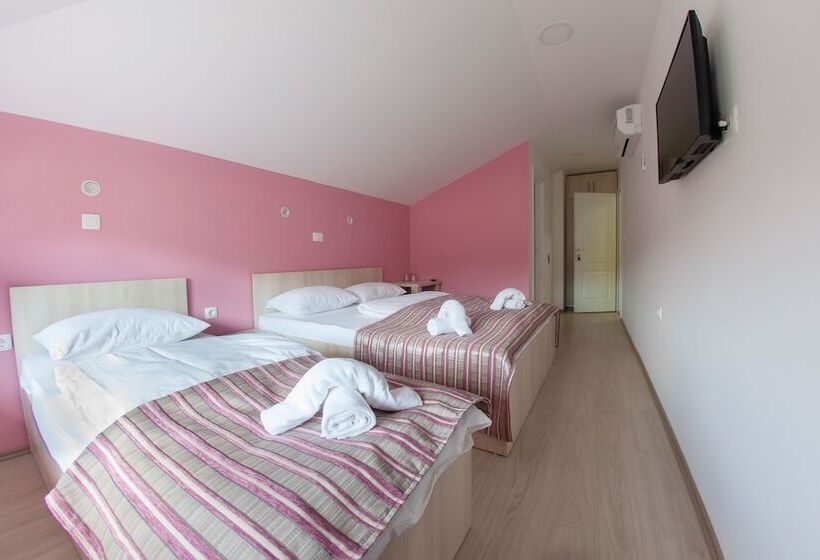 Fotos del hotel Guest House City Star:  11