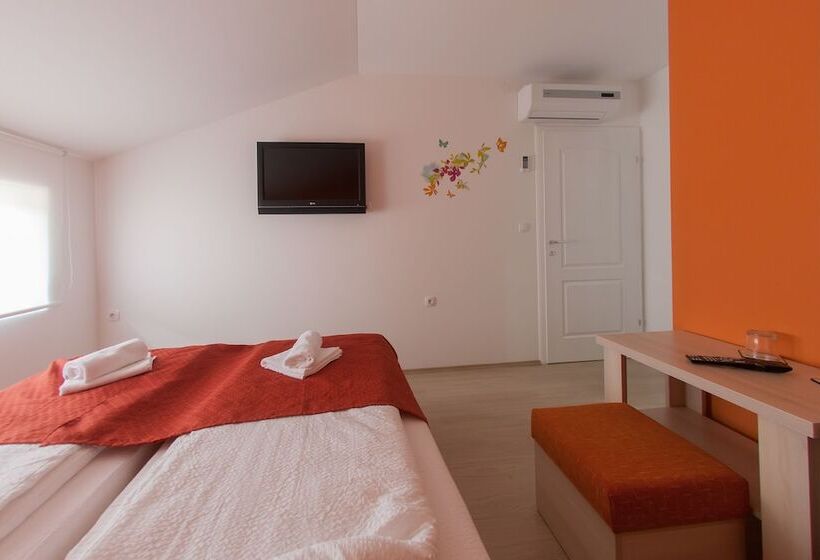 Fotos del hotel Guest House City Star:  22