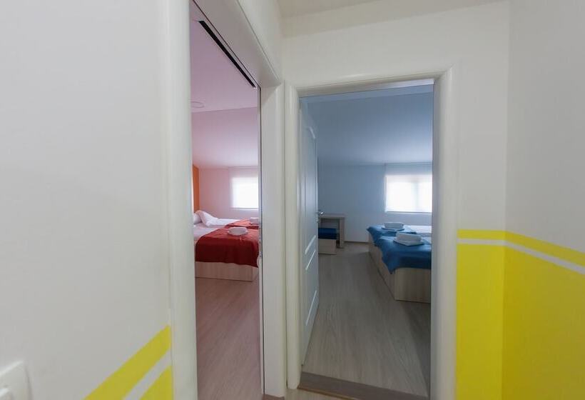 Fotos del hotel Guest House City Star:  25