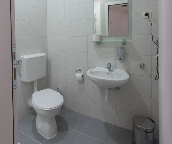 Fotos del hotel Guest House City Star:  6