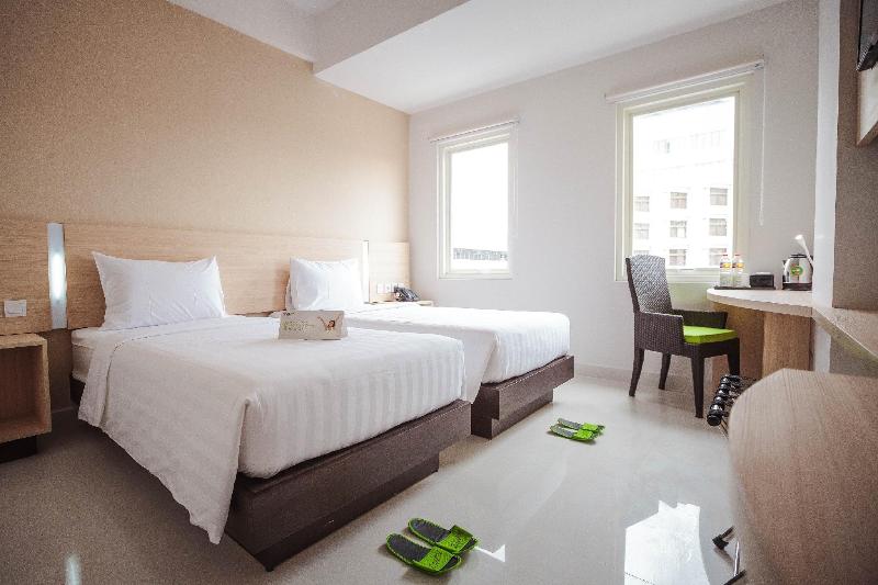 Fotos del hotel Whiz Prime Sudirman Makassar:  8