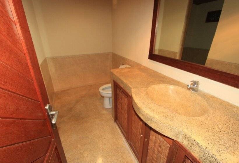 Fotos del hotel Rumah Mertasari:  4