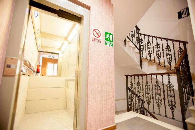 Fotos del hotel Host & Home:  3