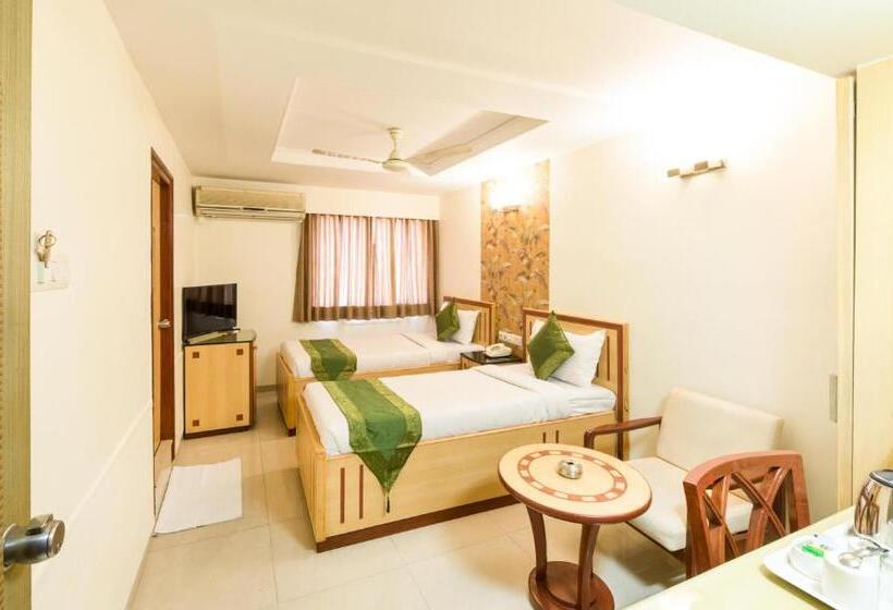 Fotos del hotel Treebo Trend Paradise:  2