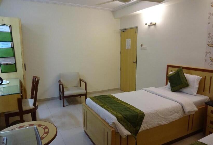 Fotos del hotel Treebo Trend Paradise:  13