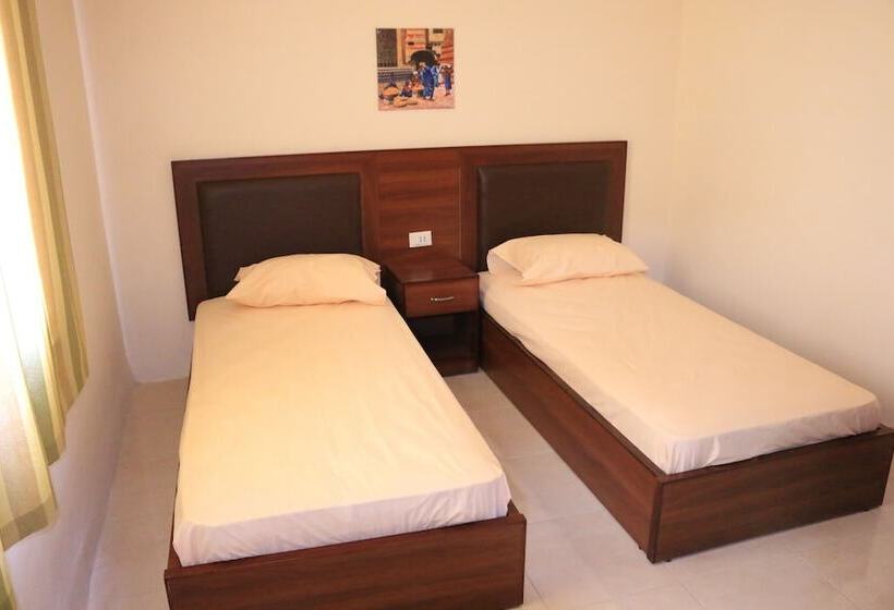 Fotos del hotel Badan Suites:  18