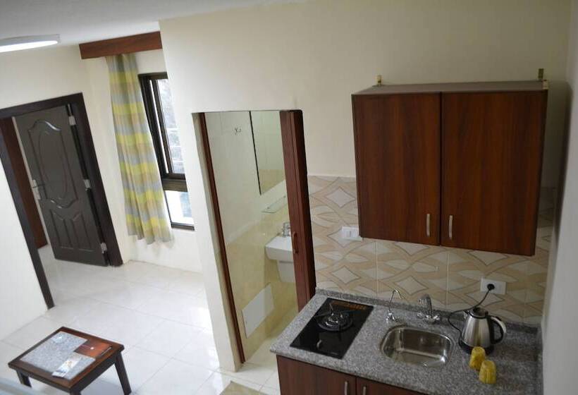 Fotos del hotel Badan Suites:  7