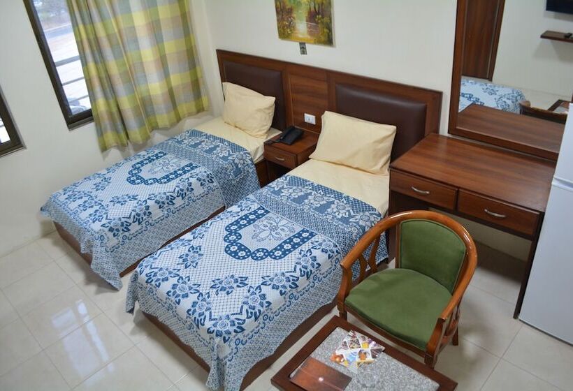 Fotos del hotel Badan Suites:  11