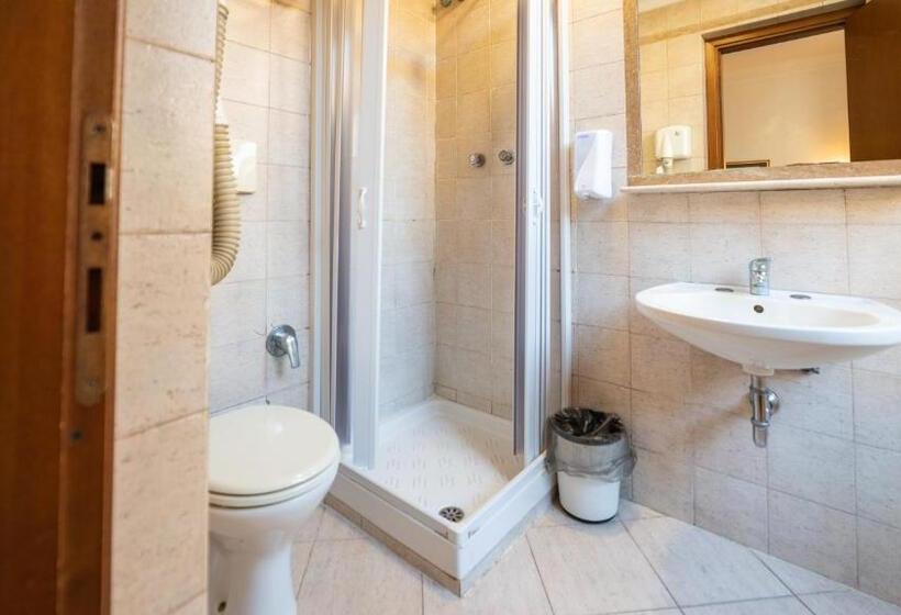 Fotos del hotel Center 2:  5