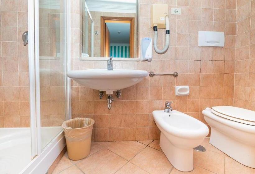 Fotos del hotel Center 2:  14