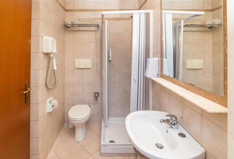 Fotos del hotel Center 2:  9