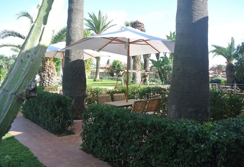 Fotos del hotel Villa Carlotta Resort:  12