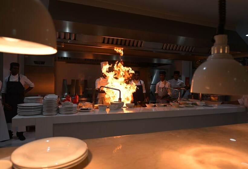 Fotos del hotel Araliya Green City:  20