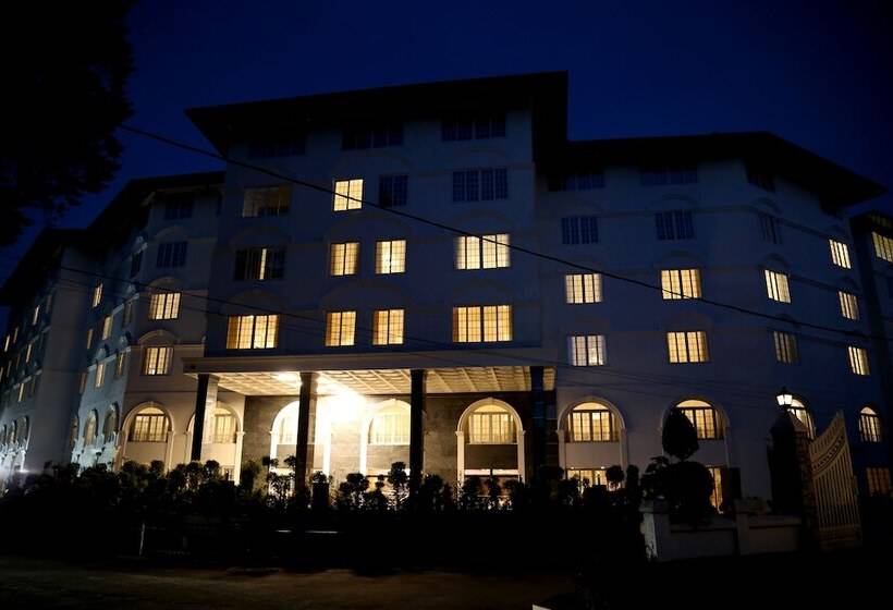 Fotos del hotel Araliya Green City:  24