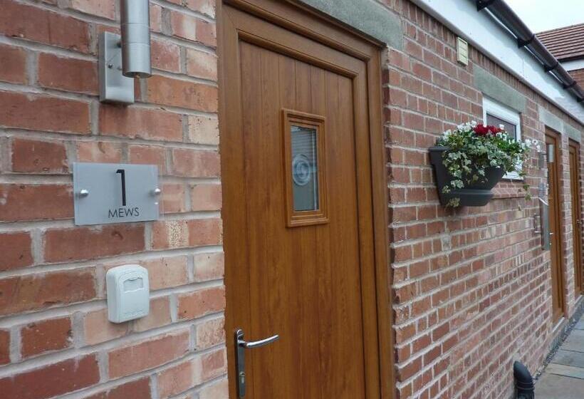 Fotos del hotel Oakwood Farm Mews:  12