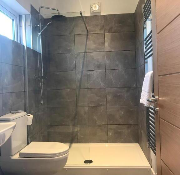 Fotos del hotel Oakwood Farm Mews:  7