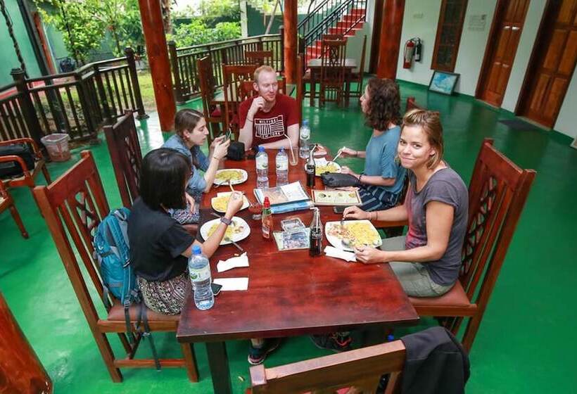 Fotos del hotel La Safari Inn Tissamaharama:  15