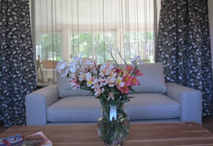 The Pecan Tree Guesthouse