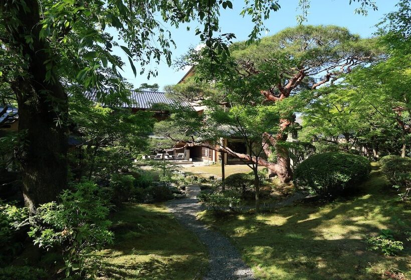 Fotos del hotel Nanzenji Sando Kikusui:  6