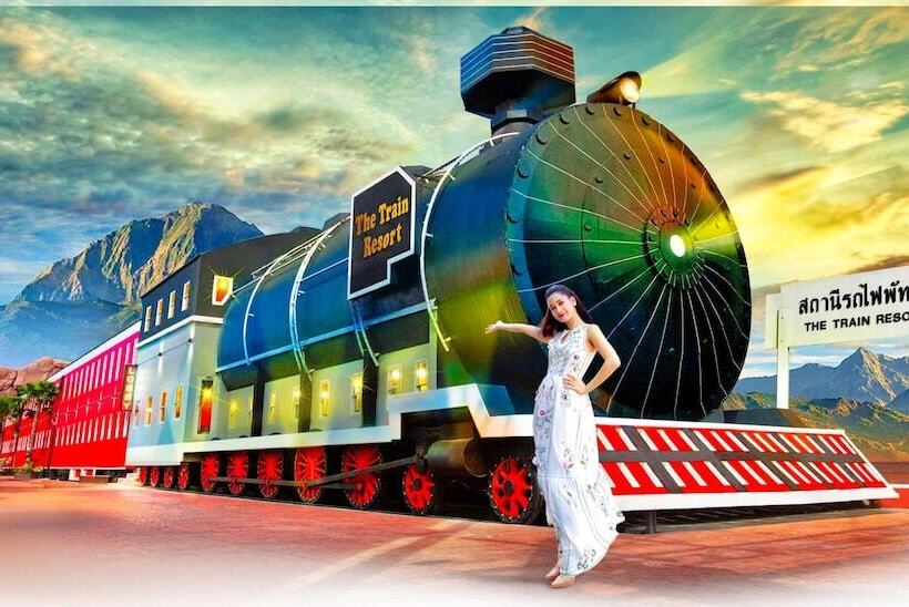 Fotos del hotel The Train Resort & Sauna:  7