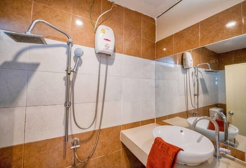 Fotos del hotel The Train Resort & Sauna:  6