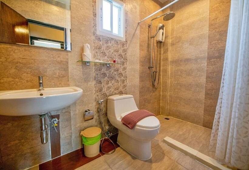 Fotos del hotel The Train Resort & Sauna:  15