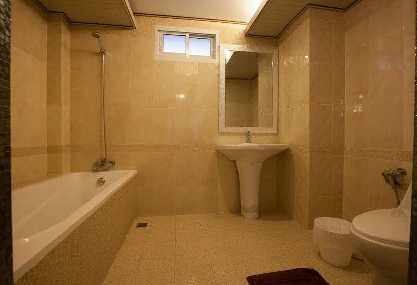 Fotos del hotel The Train Resort & Sauna:  13