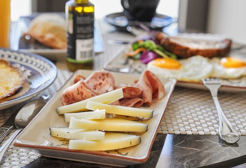 Fotos del hotel Legacy Gastro Suites:  9