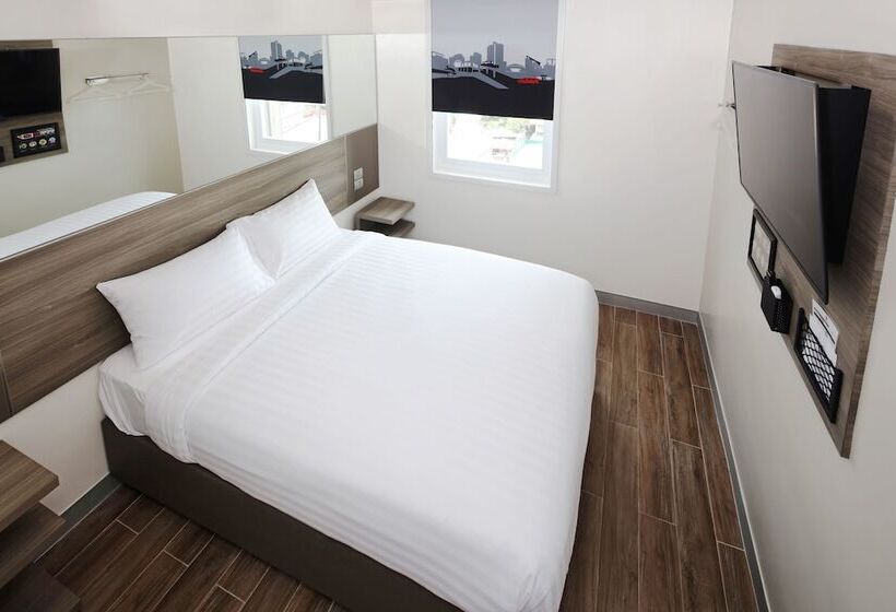 Fotos del hotel Red Planet Aurora Boulevard:  24