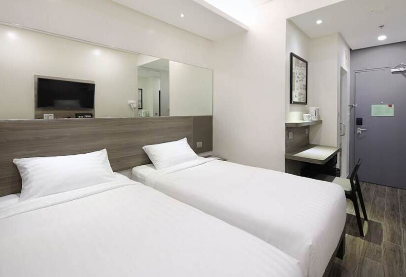 Fotos del hotel Red Planet Aurora Boulevard:  25