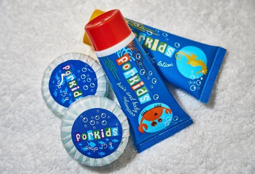 Fotos del hotel Three Golden Crowns Apartments:  9